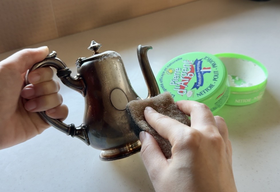 은은한 광택의 실버 웨어, 오래 빛나게 관리하는 법