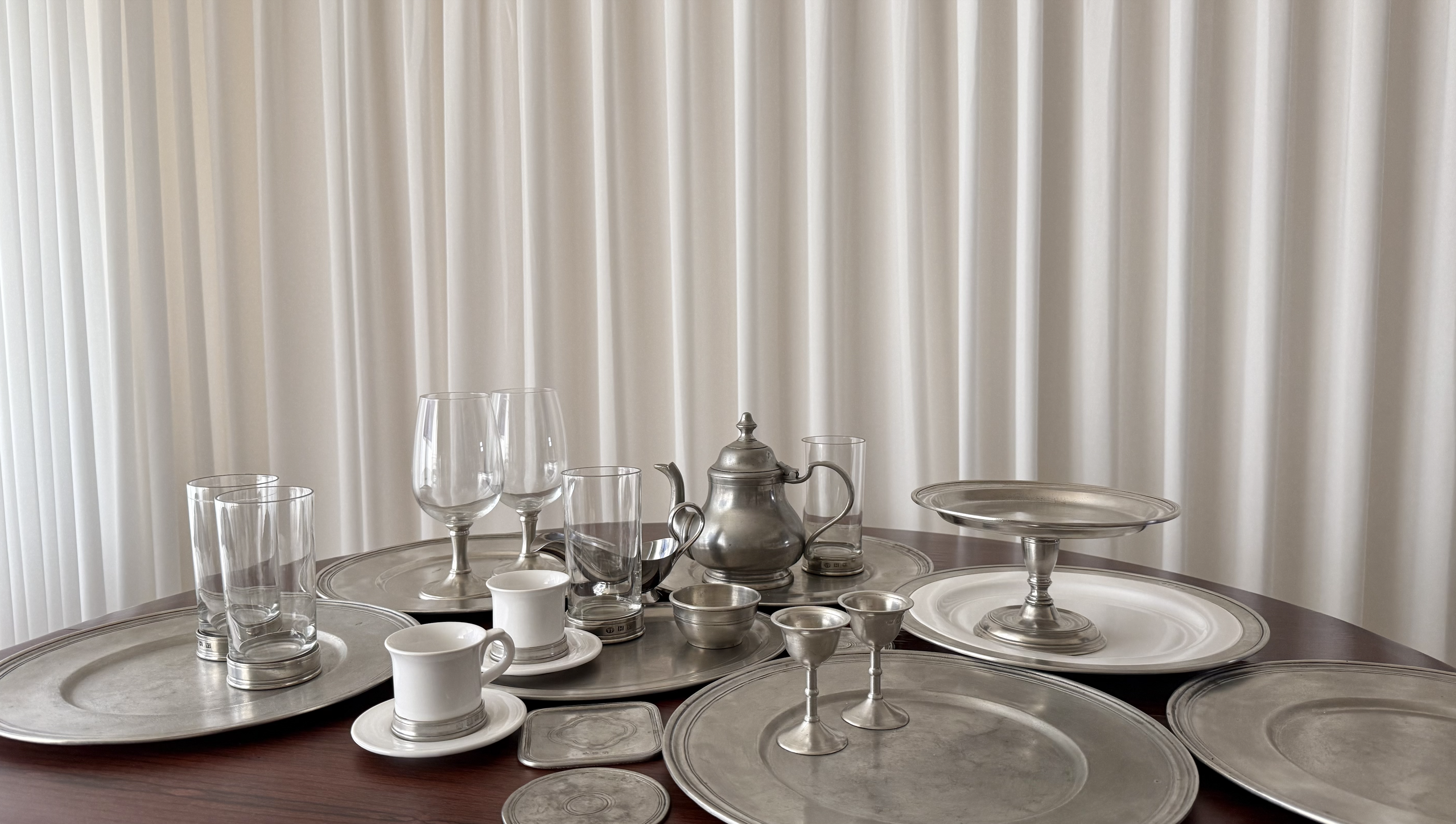 퓨터 그릇은 왜 비쌀까?